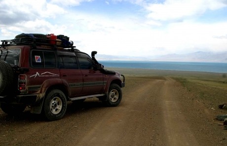 GER to GER GEOtourism Mongolia - Western Mongolia R.E.D. Works - Zavkhan, Uvs, Bayan Olgii, etc.